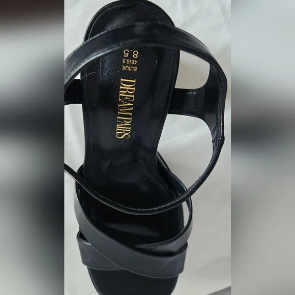 Black Chunk Heeled Women's Sandals - Picture 6 of 6